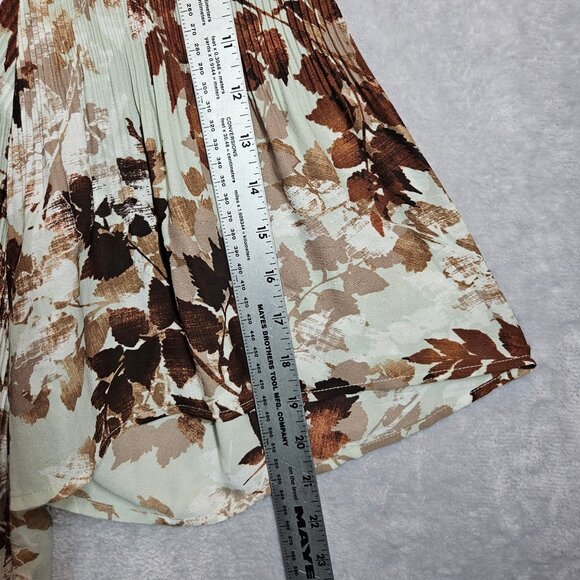 Catherines Womens 4X Brown Leaf Print Pleated Blouse Crochet Neck bell sleeves - Picture 7 of 15